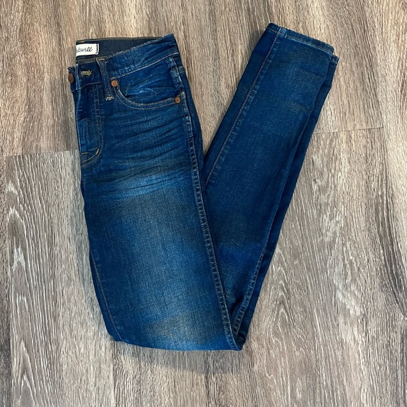 Madewell 9” high riser skinny skinny jeans size 25T